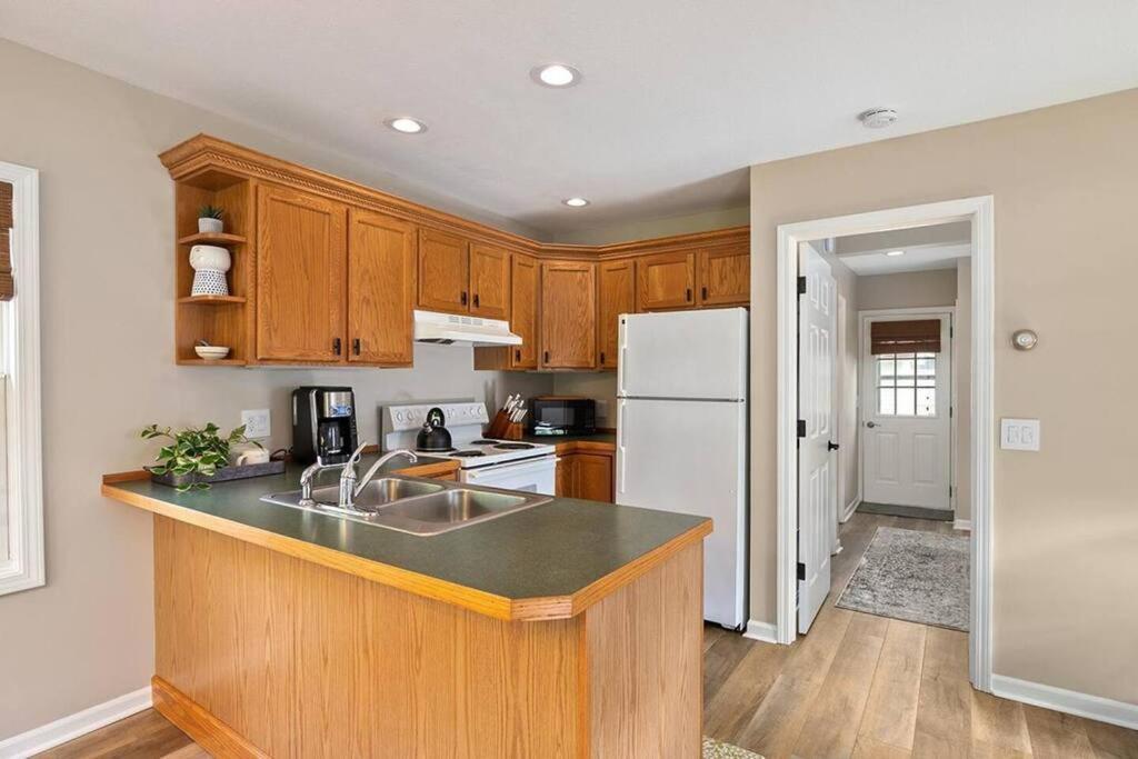 2Min Walk Downtown-Pet Friendly-Offstreet Parking Villa Saugatuck Kültér fotó